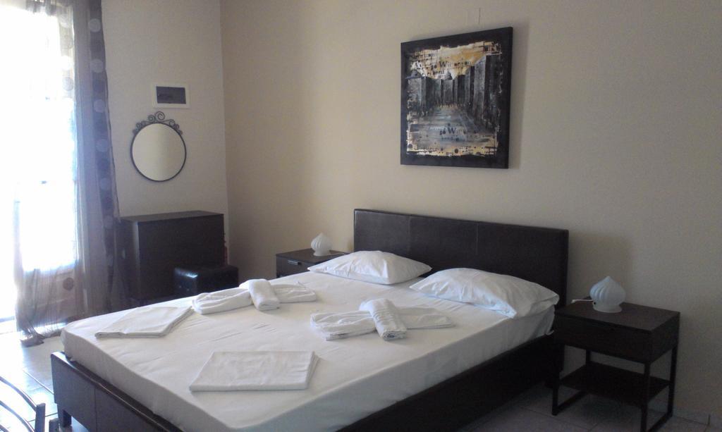 Iro Apartments Paralia Agias Foteinis Номер фото